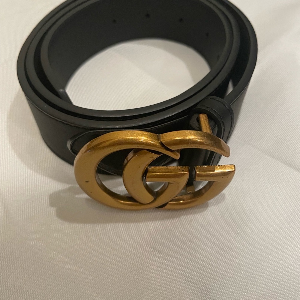 Gucci Black Leather Belt with Gold Double G Buckle